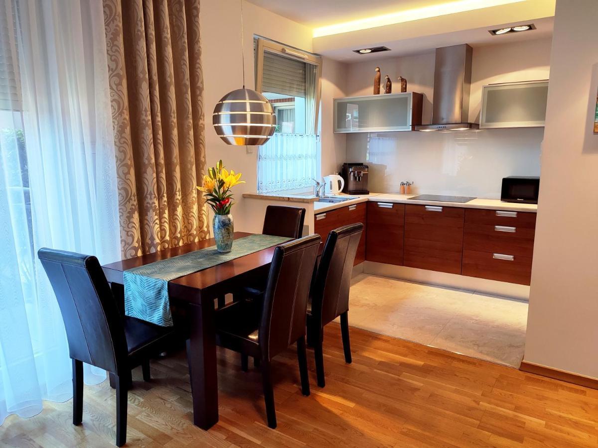 Artus Apartment Danzica Esterno foto