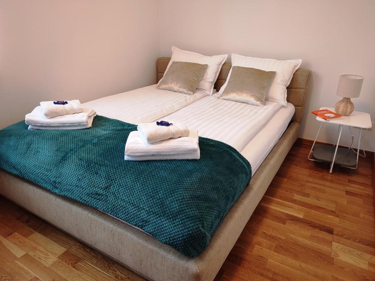 Artus Apartment Danzica Esterno foto
